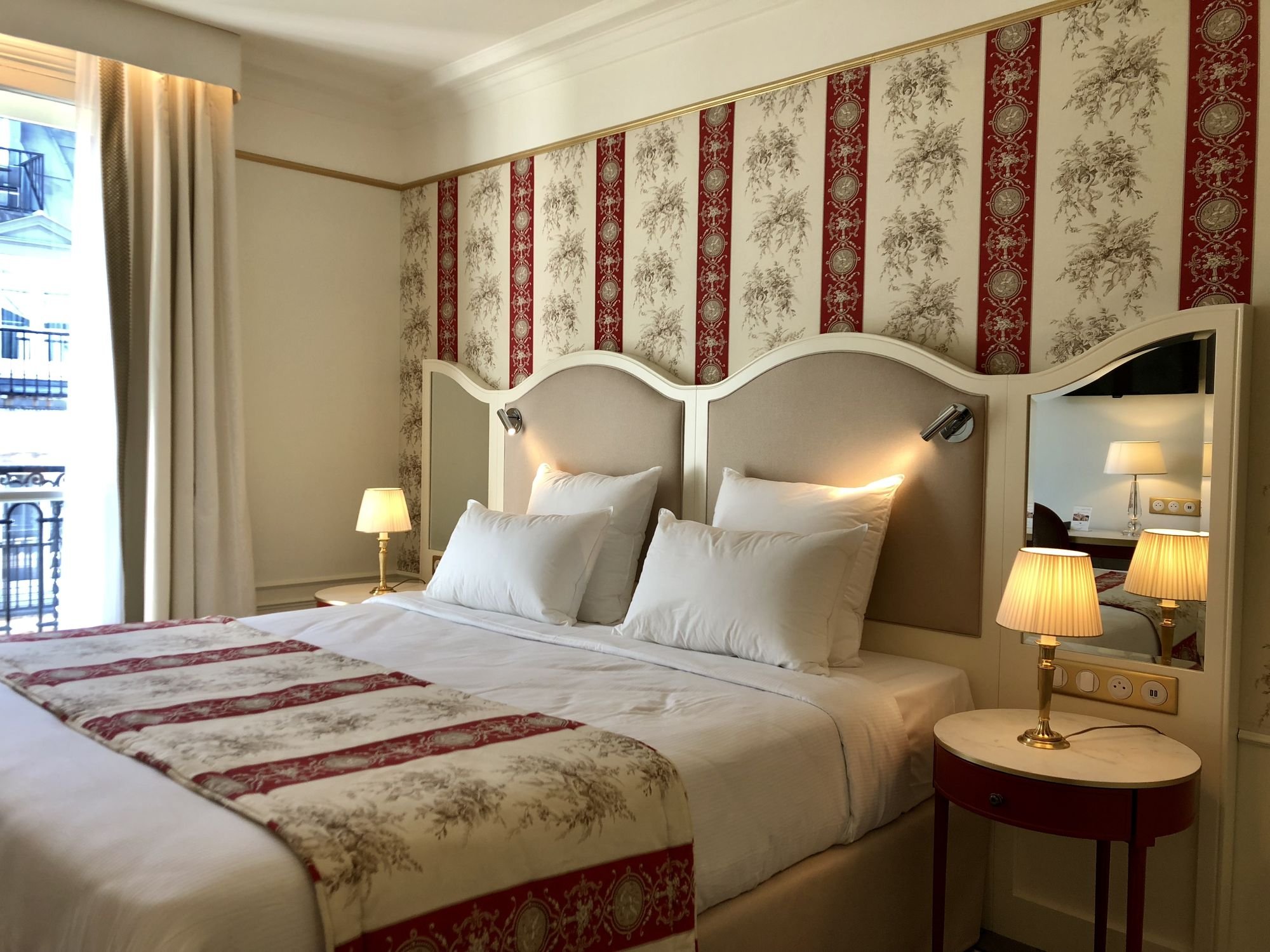 Hotel Mayfair Paris Double Superior Room